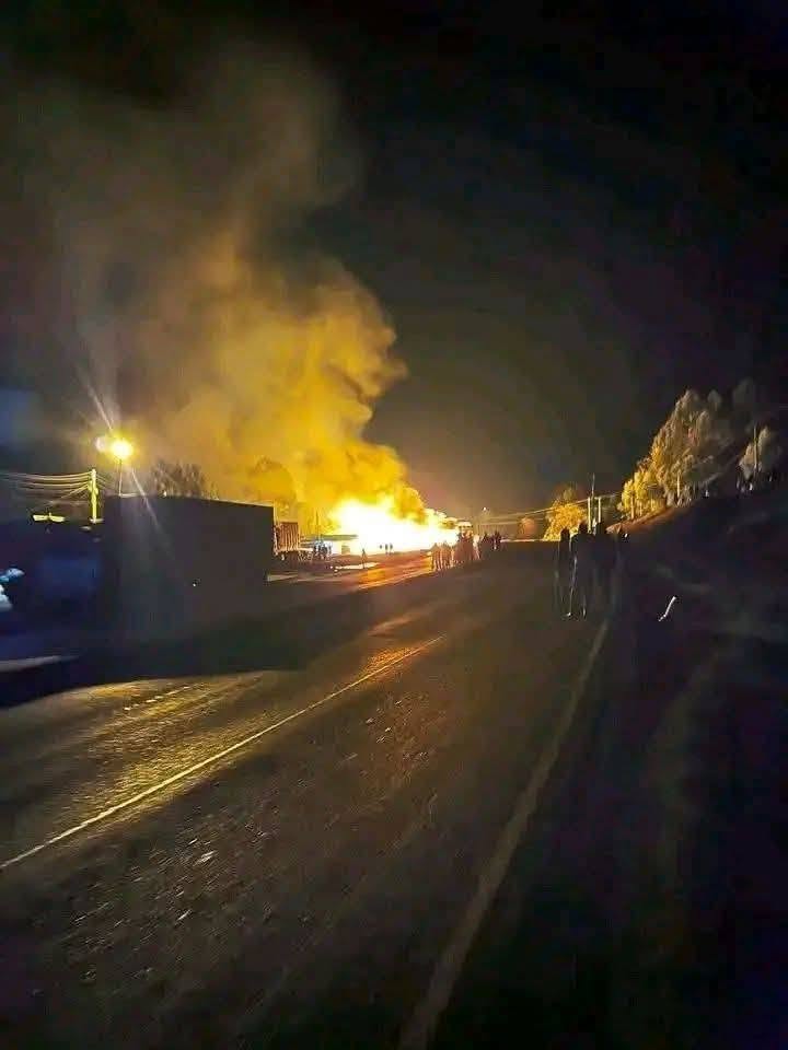 Fuel Tanker Explodes at Sachangwan Along NakuruâEldoret Highway