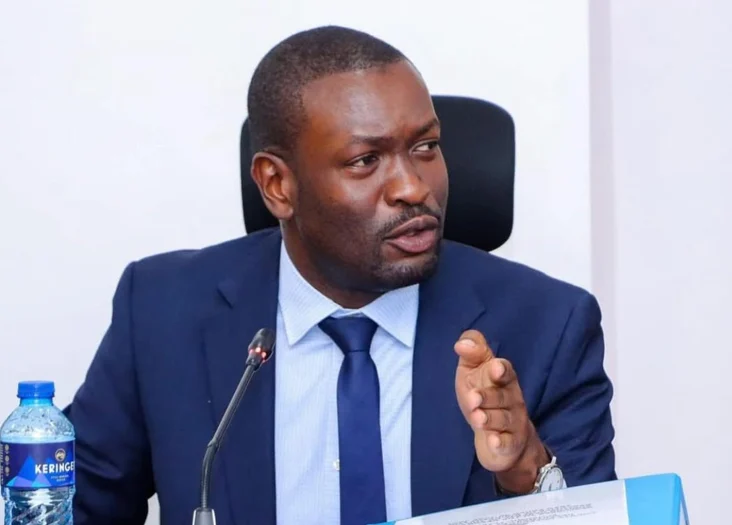 “Uliingia na Hustler, Utatoka na One Term”: Sifuna Takes Fresh Swipe at Ruto in Meru  Nairobi Senator Edwin Sifuna has launched a fresh attack on President William Ruto, declaring that the President entered State House riding on the “Hustler” slogan but would leave office after serving only one term.